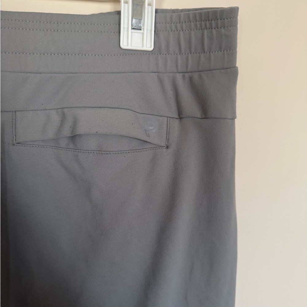 Gray Men’s Public REC 40x28 Daybreaker Straight Leg Athlesuire Pants Drawstring - Picture 5 of 6